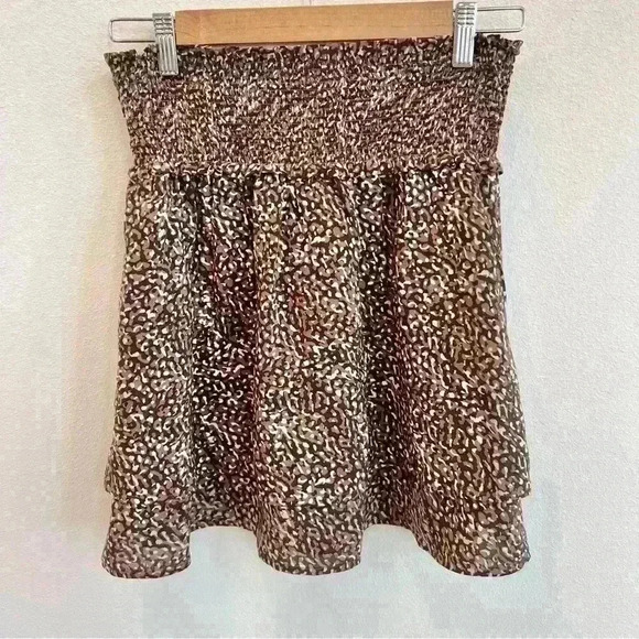 Rails Women’s Addison Smocked Tiered Mini Skirt Animal Print Size Small - Picture 6 of 14